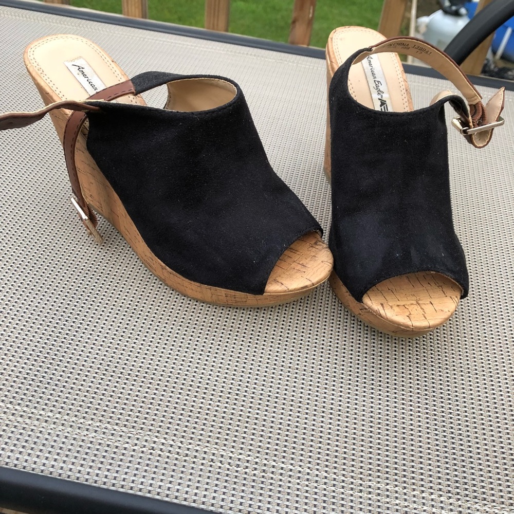 American Eagle Wedges